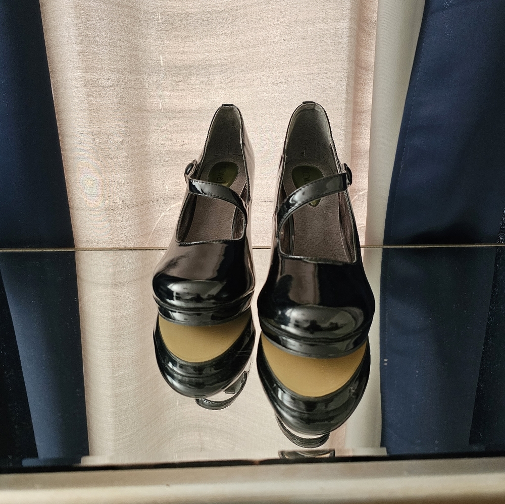 Patent Leather Mary Jane